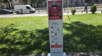 Diyarbakır'da ani kalp durması vakalarına ilk müdahale için kullanılacak cihazlar meydanlara yerleştirildi