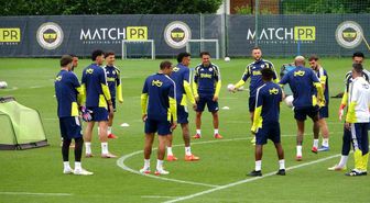 Fenerbahçe, Avusturya'da günü çift antrenmanla tamamladı