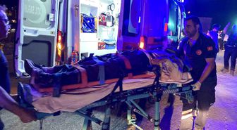 Kastamonu'da Tofaş marka otomobil tıra çarptı: 5 yaralı
