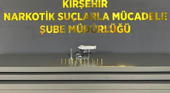 Kırşehir'de ruhsatsız silah ele geçirildi
