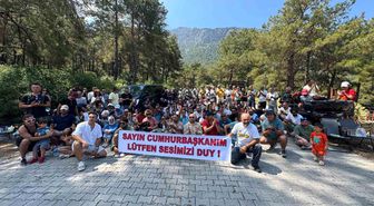Ölüdeniz'de pilotlar uçuşları durdurdu