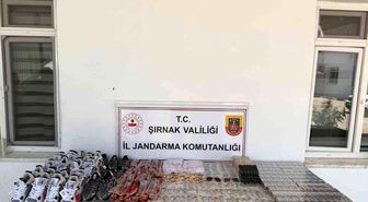 Şırnak'ta 16,7 milyon liralık uyuşturucu ve gümrük kaçağı malzeme ele geçirildi