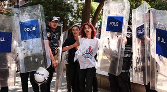 Ankara'da NATO protestosuna polis müdahalesi: Çok sayıda gözaltı
