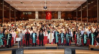 Erciyes Üniversitesi Ziraat Fakültesi 15. dönem mezunlarını verdi