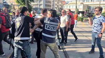 Eskişehir'de izinsiz eylem yapan gruba polis müdahale etti: 35 gözaltı