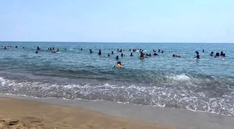 Koruma altındaki çocuklar deniz kampında moral depoladı