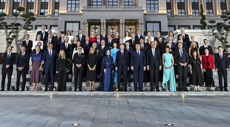 Külliye'de tarihi NATO resepsiyonu: Liderler aile fotoğrafı çekimine katıldı