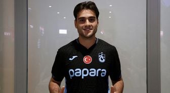 Trabzonspor'un transfer görüşmelerinde bulunduğu Aral Şimşir, Trabzon'a geldi