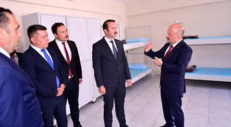 Vali Varol Geri Gönderme Merkezi'nde incelemelerde bulundu