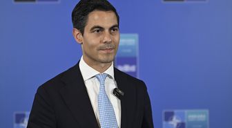 Hollanda Başbakanı Jetten, güçlü bir NATO'da daha güçlü Avrupa inşası için çabaladıklarını söyledi Açıklaması
