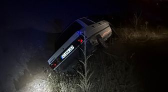 Kontrolden çıkan otomobil araziye savruldu
