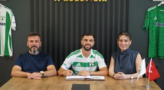 Muğlaspor, Jurgen Çelhaka'yı renklerine bağladı