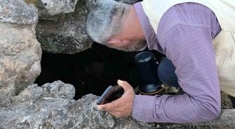 Oğlak otlatırken kaybolan kadın, volkanik arazideki yarık içerisinde bulundu