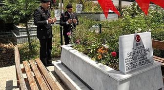 Şehit Piyade Uzman Çavuş Serhat Bal Kabri Başında Anıldı