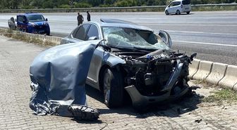 Tatvan'da zincirleme trafik kazasında 5 kişi yaralandı