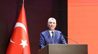 Bakan Bolat: "Hafif ticari araç üretiminde Avrupa'da birinci sıradayız"