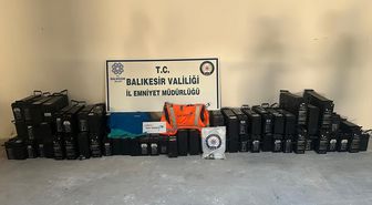 Balıkesir'de akü hırsızlığıyla ilgili 2 şüpheli tutuklandı