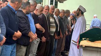 Eski eşi ve kızını öldürüp yaşamına son verdi