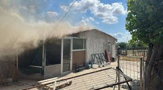 Samsun'da müstakil evde çıkan yangın söndürüldü