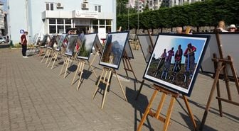 Trabzon'da çektiği 70 fotoğrafını, doğduğu hastaneye bağışladı
