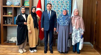 Vali Musa Işın, 'Manevi Yönüyle Kütahya' kitabının hazırlayıcılarını ağırladı
