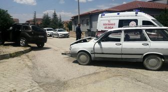 Yalvaç'ta iki otomobil çarpıştı: 2 yaralı
