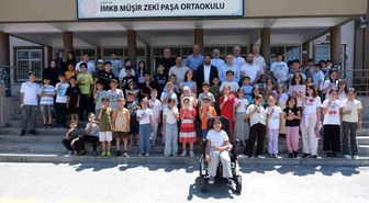 Yaz Kur'an kursunda eğitim ve sosyal etkinlikler bir arada