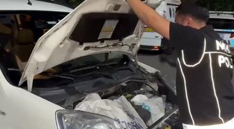 Aracının motor kısmına gizlediği uyuşturucuları piyasaya sürmek isterken yakalandı