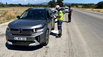 Çanakkale'de jandarma ekiplerince trafik denetimi
