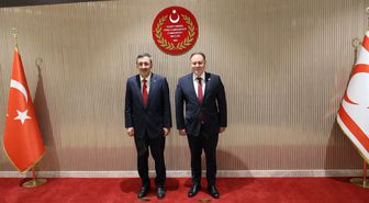 Cumhurbaşkanı Yardımcısı Yılmaz, KKTC Cumhuriyet Meclisi Başkanı Öztürkler'i ziyaret etti