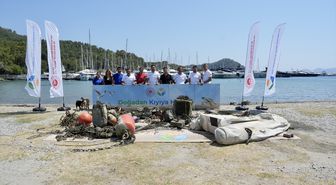 Fethiye'deki Göcek Halk Plajı'nda deniz dibi temizliği yapıldı