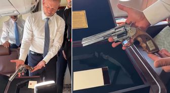Slovakya Cumhurbaşkanı, Erdoğan'ın hediyesini gazetecilere gösterdi