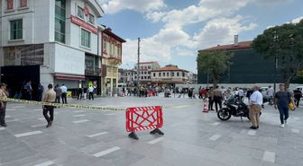 Tartıştığı kuyumcuyu göğsünden vurarak ağır yaraladı