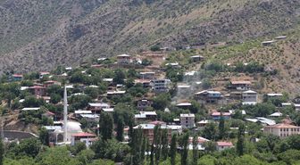2 yıl önce sel afetini yaşayan mahalleli, taşkın koruma çalışmalarının tamamlanmasını istiyor