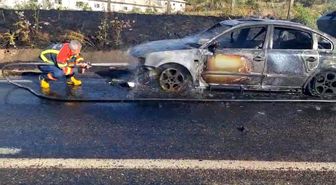 Bingöl'de seyir halindeki otomobil alevlere teslim oldu