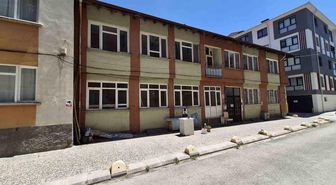 Bulunduğu sokağa renk katan 'Sevgililer ve Aşıklar Parkı' artık yok