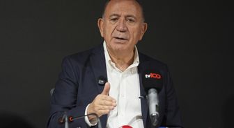 CHP İstanbul İl Başkanlığı'nda partiye katılım töreni düzenlendi