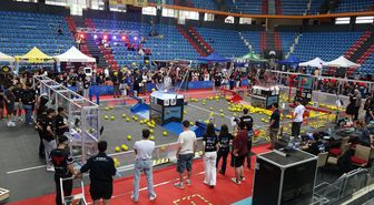 Lise öğrencilerinin 'uluslararası robotik yarışma' heyecanı