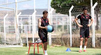 Sivasspor, çift idmanla yeni sezona hazırlanıyor