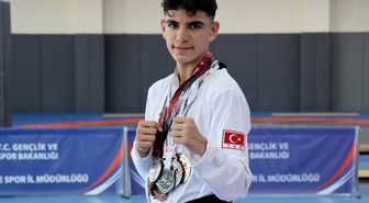 Tekvandoda şampiyon sporcular yetiştiren antrenör, şimdi de oğlunu Avrupa Şampiyonası'na hazırlıyor