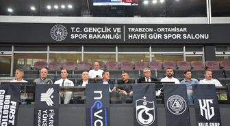 Trabzon'da lise öğrencileri robot turnuvasında mücadele etti