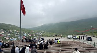 Ardahan'daki Atatürk silüeti bulutlu ve yağışlı hava nedeniyle görülemedi
