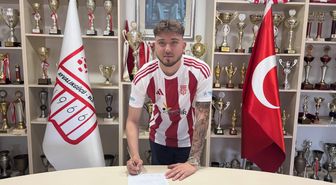 Ayvalıkgücü'ne genç golcü