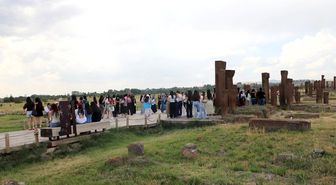 Selçuklu Meydan Mezarlığı'nda yaz yoğunluğu başladı