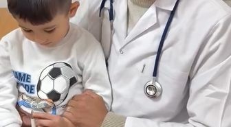 DMD hastası çocukları için 2,9 milyon dolarlık kampanya başlatan doktor baba: Meslektaşlarımdan destek bekliyorum
