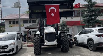 Başçiftlik Belediyesi yeni kepçe aldı
