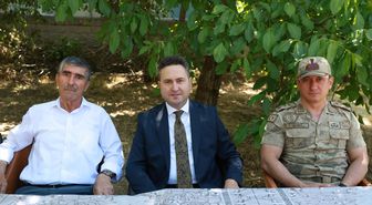 Kaymakam Çelik, şehit ailesini ziyaret etti
