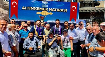 Kırkpınar başpehlivanı Erkan Taş'a Sinop'un Durağan ilçesinde coşkulu karşılama