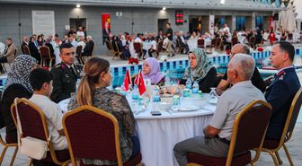 Diyarbakır'da 15 Temmuz şehit ve gazileri için yemek programı