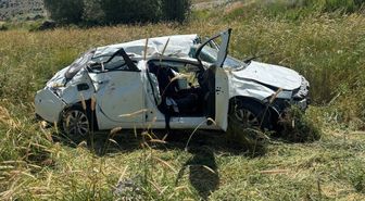 Erzincan'da devrilen otomobildeki 1 kişi öldü, 1 kişi yaralandı